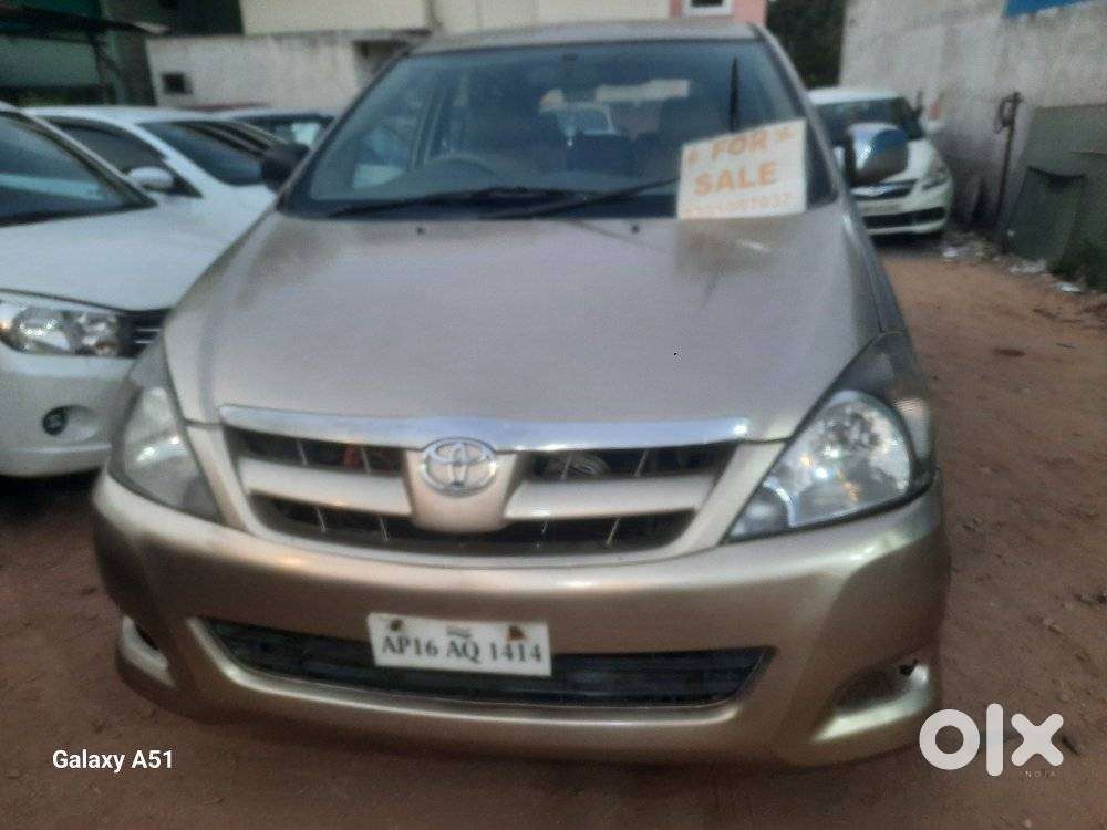 Toyota Innova 2.5 G (diesel) 8 Seater, 2005, Diesel