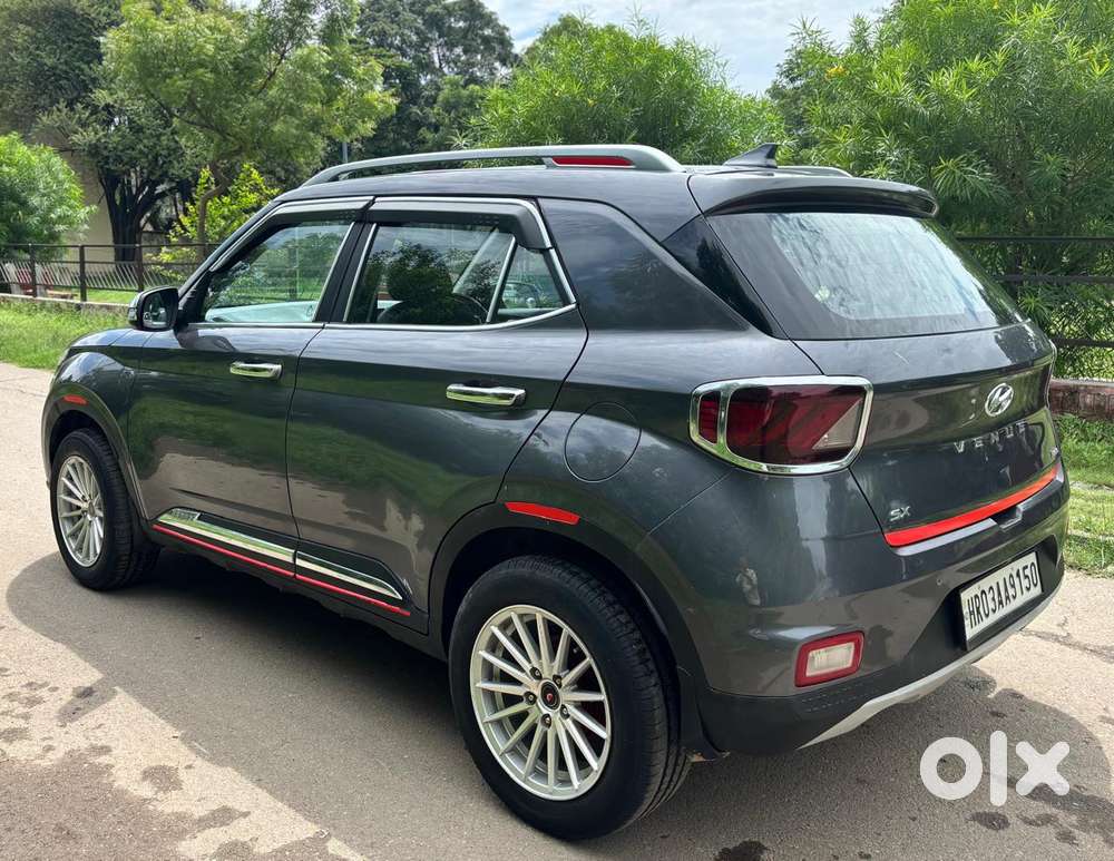 Hyundai Venue, 2021, Petrol