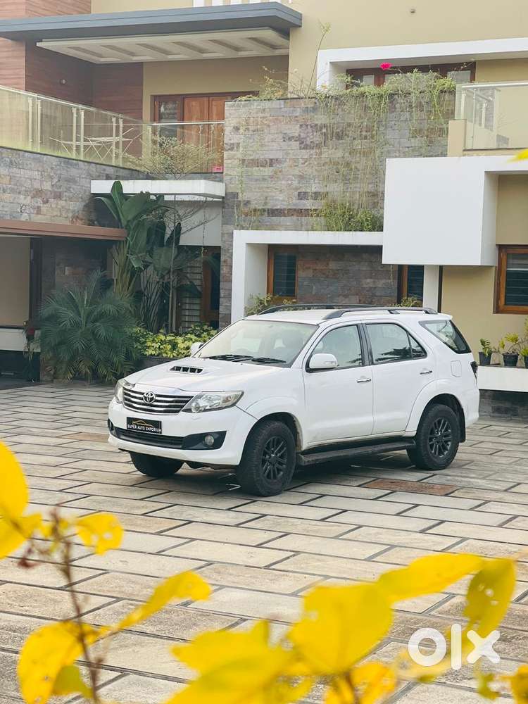Toyota Fortuner 4x4 At 2.8 Diesel, 2015, Diesel