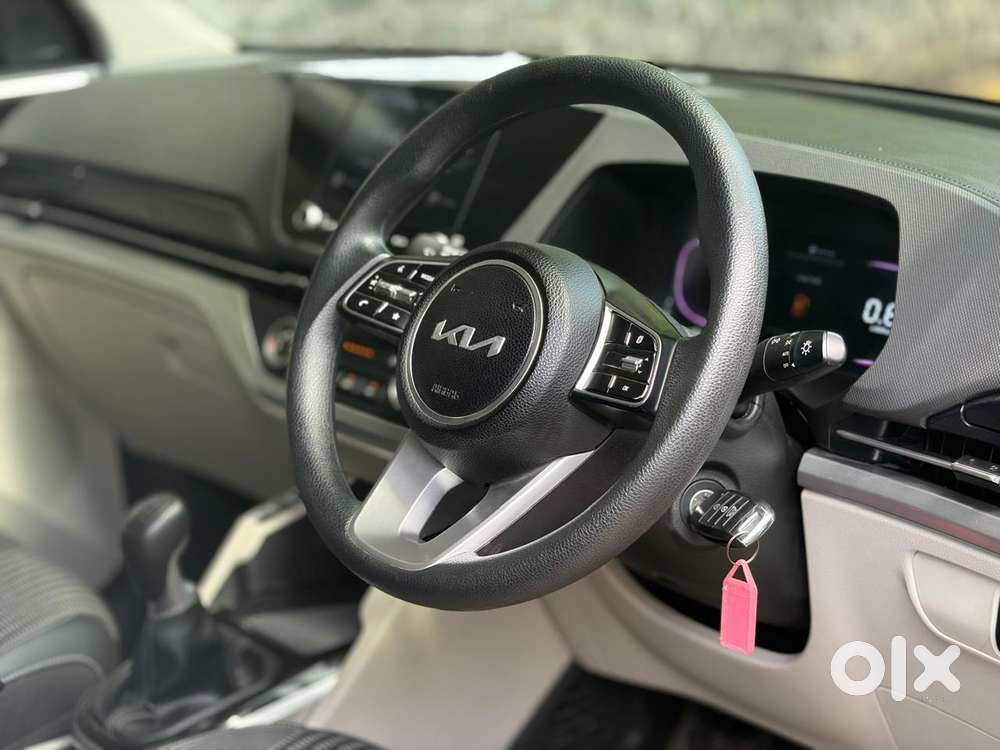 Kia Carens 1.5 Prestige 7 Str, 2023, Petrol