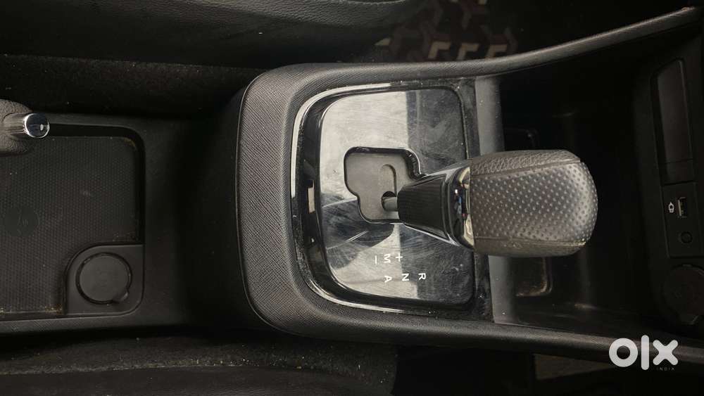 Tata Punch Creative Amt, 2022, Petrol