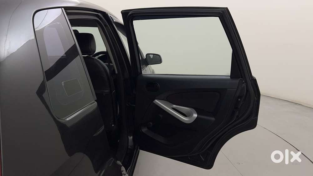 Ford Figo 1.2 Duratec Petrol Zxi, 2011, Petrol