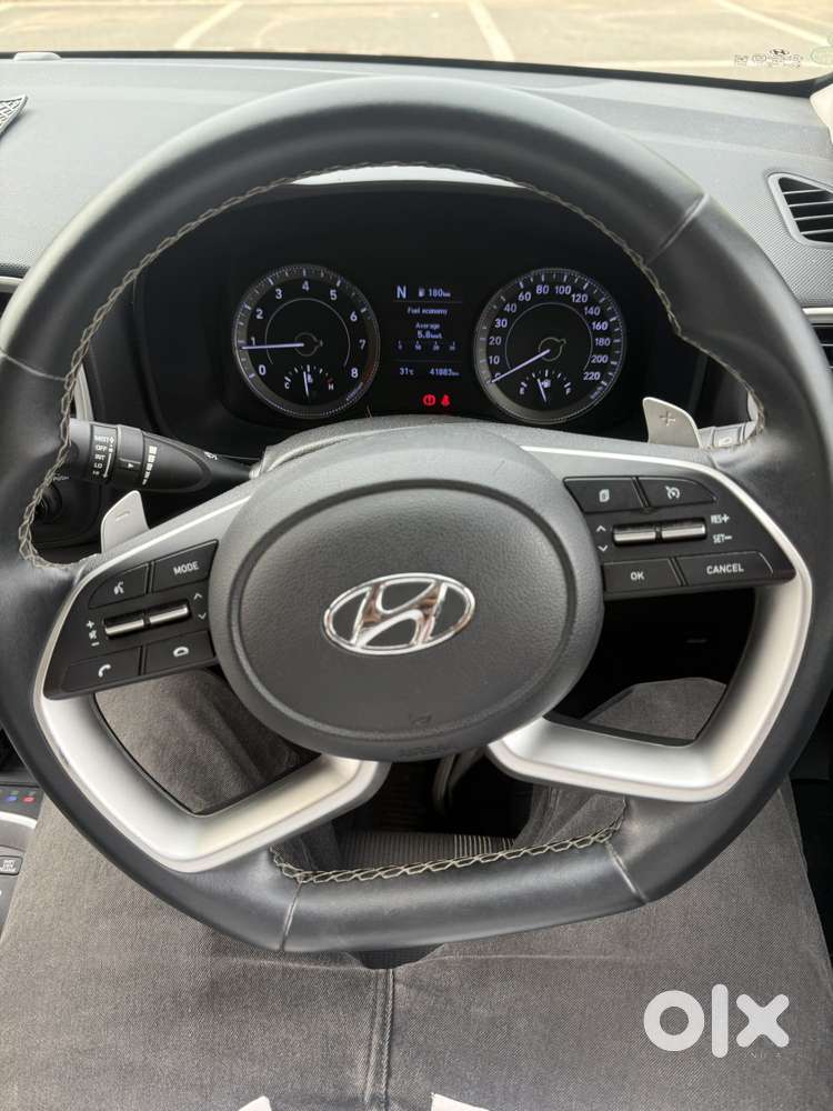 Hyundai Venue Sx+ At, 2021, Petrol