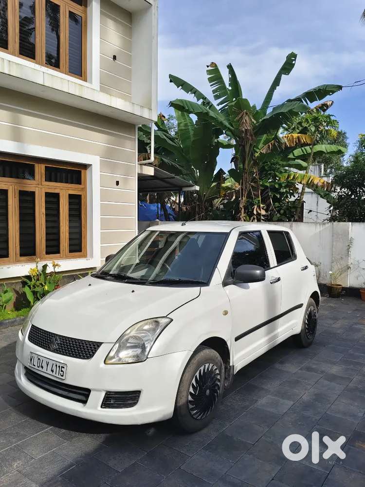 Maruti Suzuki Swift 2009 Petrol