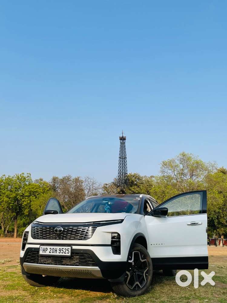 Tata Safari Top Variant