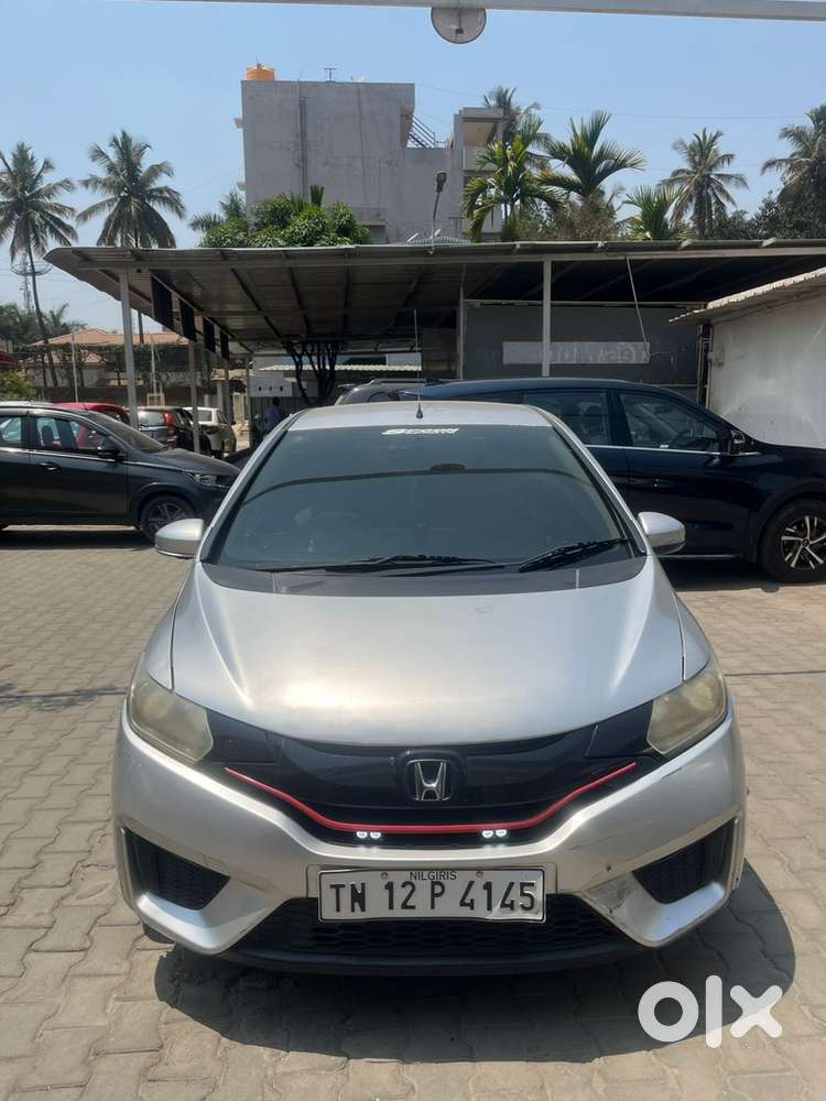 Honda Jazz 2016 Diesel Well Maintained