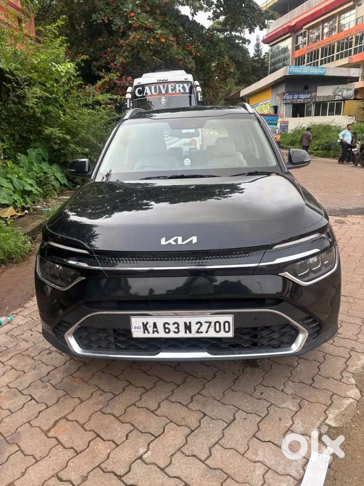 Kia Carens 2023 Diesel 70000 Km Driven