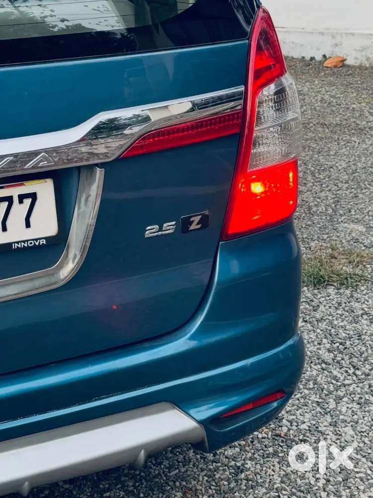 Toyota Innova 2015 Diesel Well Maintained