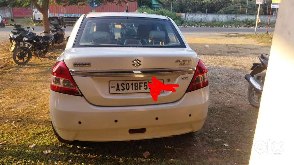 Maruti Suzuki Swift Dzire 2013 Petrol Well Maintained