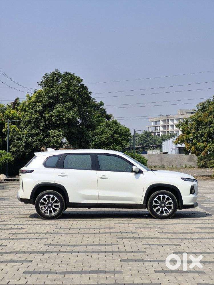 Maruti Suzuki Grand Vitara 1.5 Delta Smart Hybrid At, 2024, Petrol