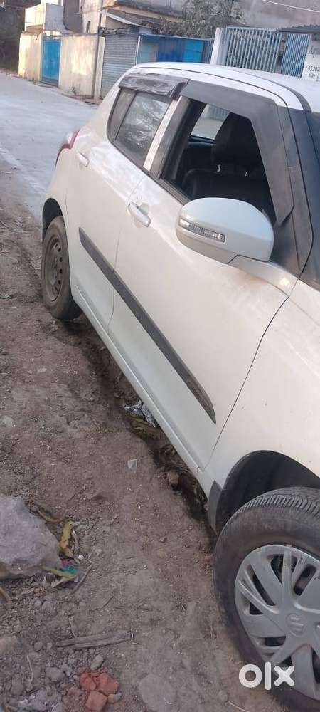 Car Me Koi Dikkat Nahi Hai