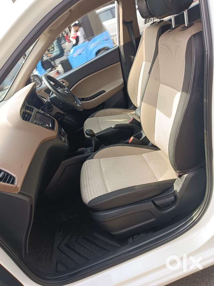 Hyundai I20 Sportz Plus Dual Tone, 2020, Petrol