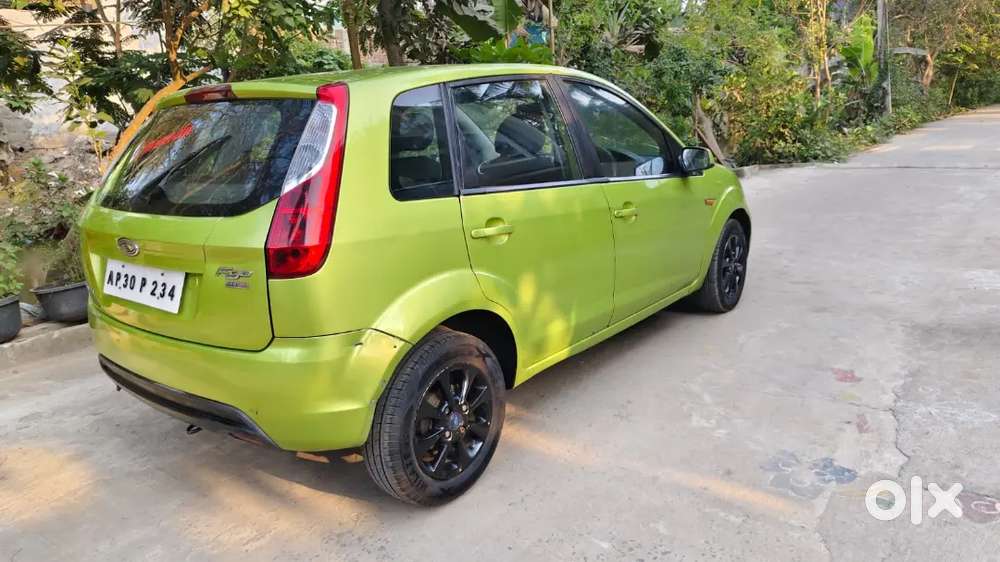 Ford Figo 2012 Diesel 140500 Km Driven