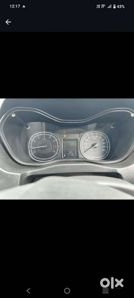 Maruti Suzuki Brezza Vxi At, 2021, Petrol