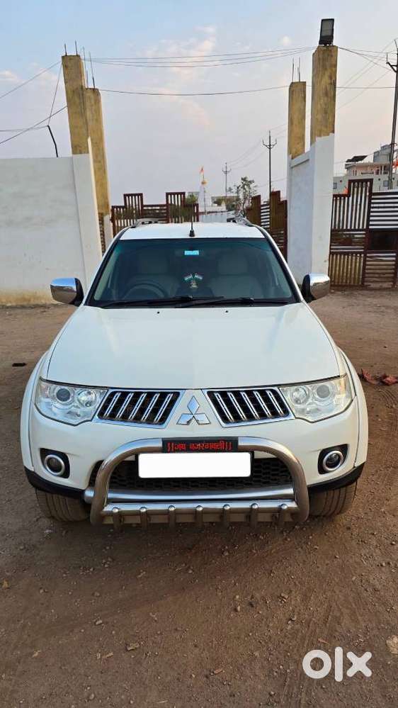 Mitsubishi Pajero Sport 2.5 Manual, 2013, Diesel