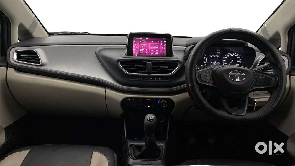 Tata Altroz 1.2 Xm Plus, 2022, Petrol