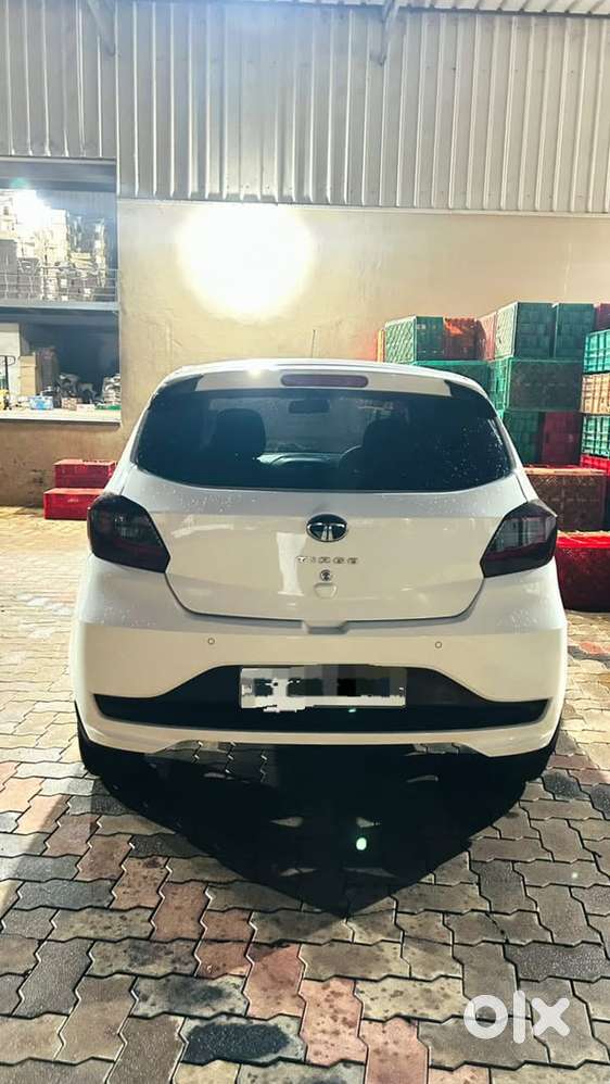 Tata Tiago Rhythm 2024
