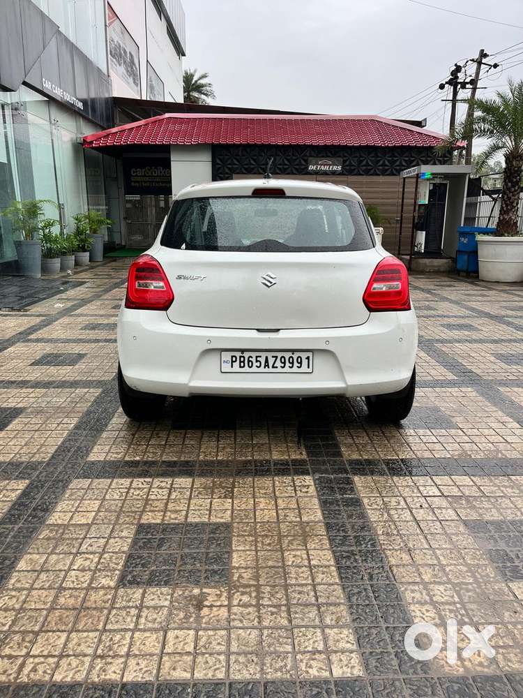Maruti Suzuki Swift Vvt Lxi, 2021, Petrol