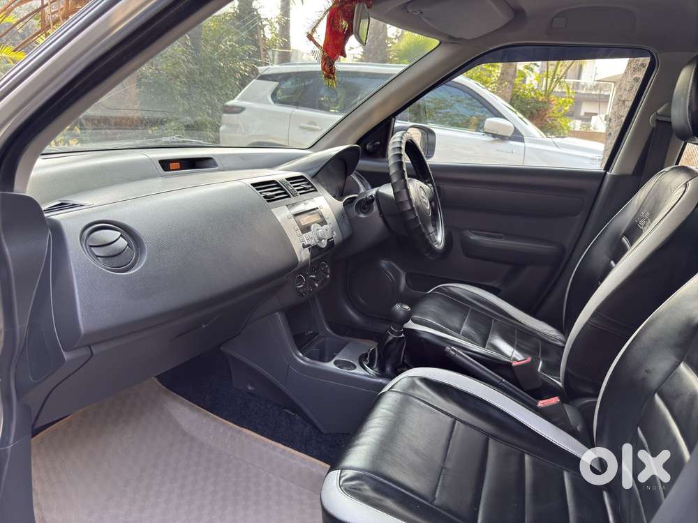 Maruti Suzuki Swift Dzire 1.3 Lxi, 2011, Petrol