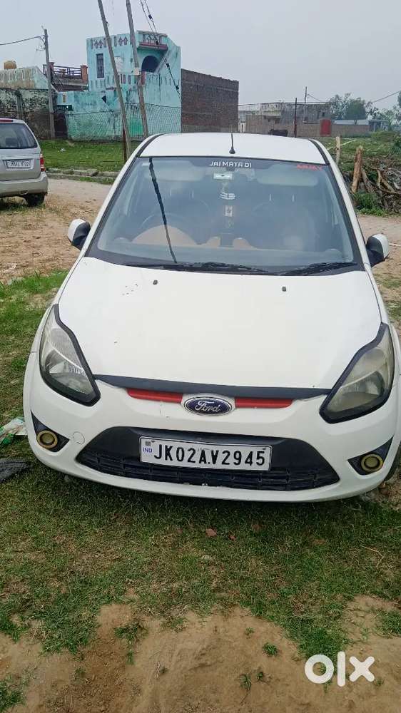 Ford Figo 2012 Petrol 72000 Km Driven