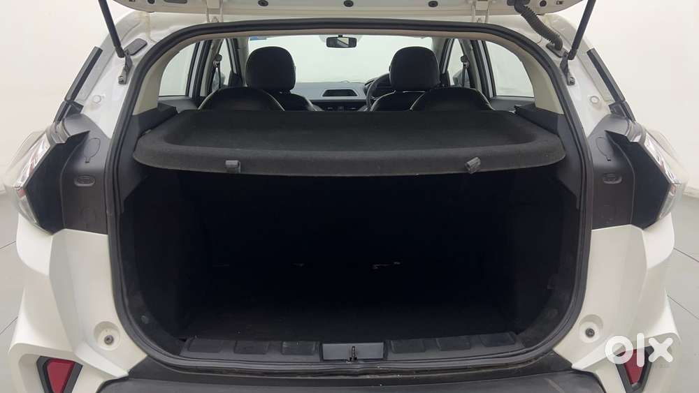 Tata Nexon 1.2 Revotron Xm, 2022, Petrol