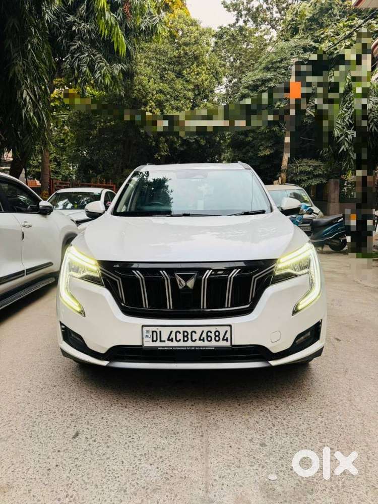 Mahindra Xuv700 2.0 Ax 7 Petrol Mt Str, 2023, Petrol