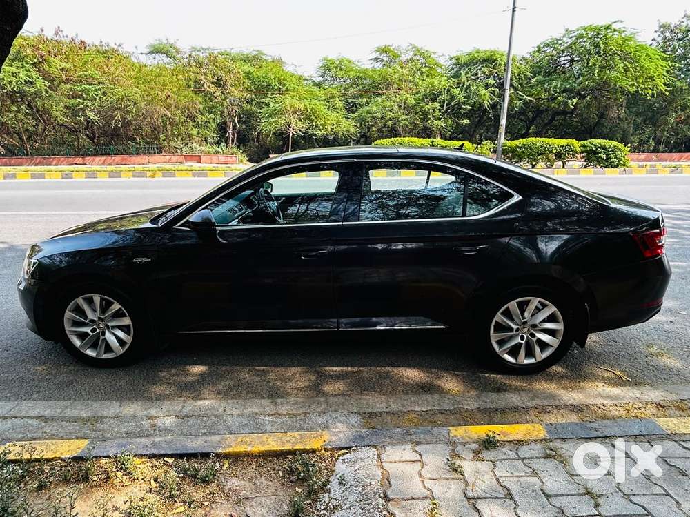 Skoda Superb L&k 1.8 Tsi At, 2019, Petrol