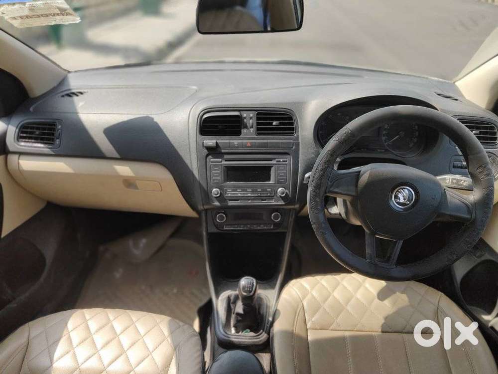 Skoda Rapid 1.0 Tsi Active, 2020, Petrol