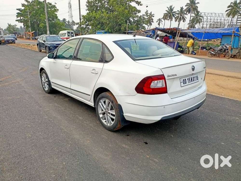 Skoda Rapid 1.6 Mpi Ambition, 2019, Petrol