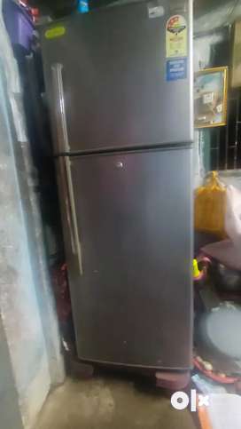 Olx deals refrigerator old