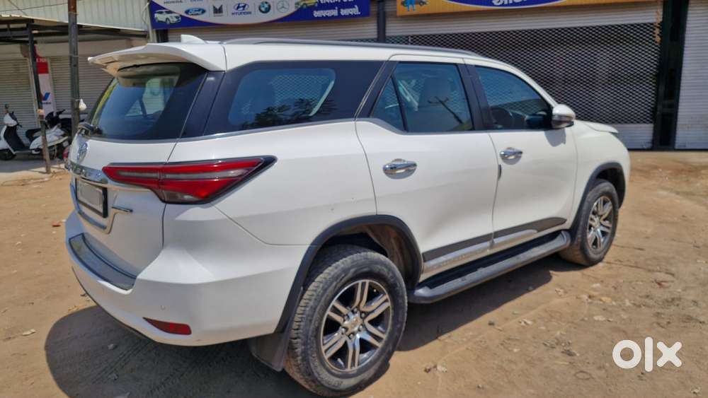 Toyota Fortuner 4x2 At 2.8 Diesel, 2022, Diesel