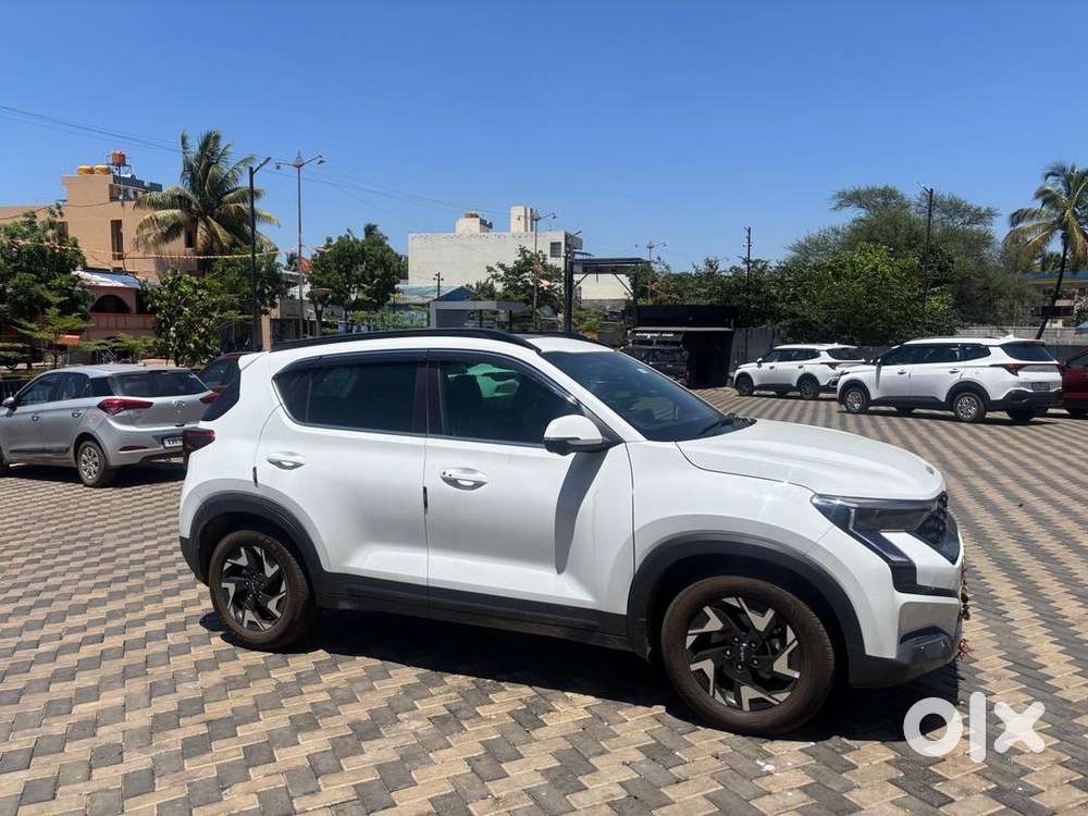 Kia Sonet 2024 Petrol Well Maintained