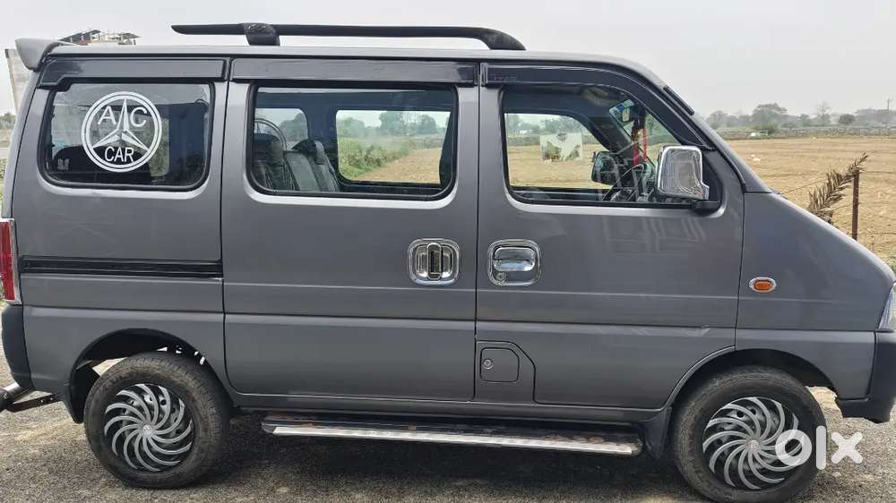 Maruti Suzuki Eeco 2025 Cng & Hybrids 31408 Km Driven