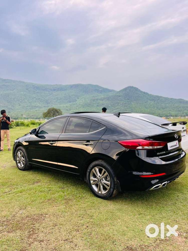 Hyundai New Elantra 2018 Diesel Well Maintained