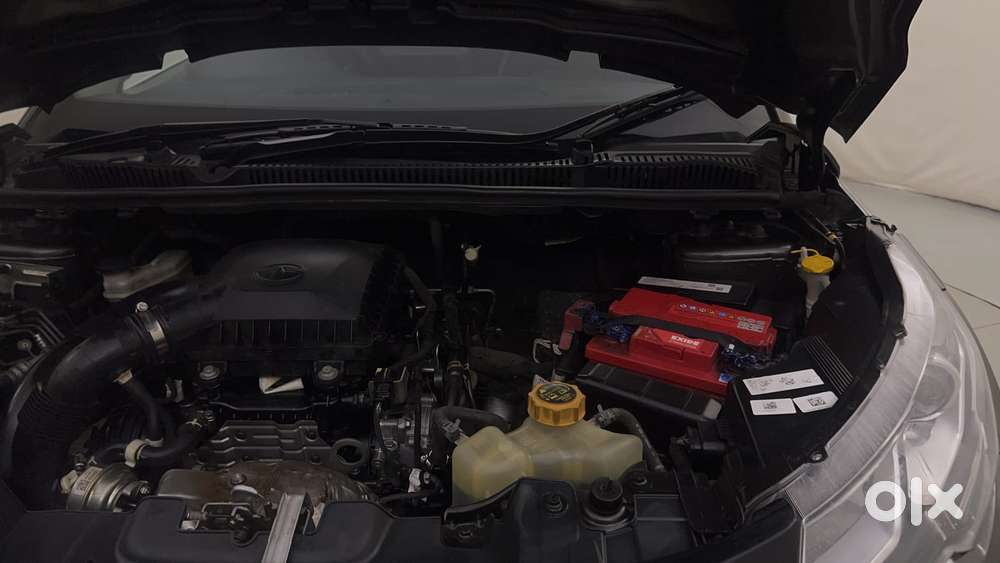 Tata Nexon 1.2 Revotron Xza Plus, 2020, Petrol