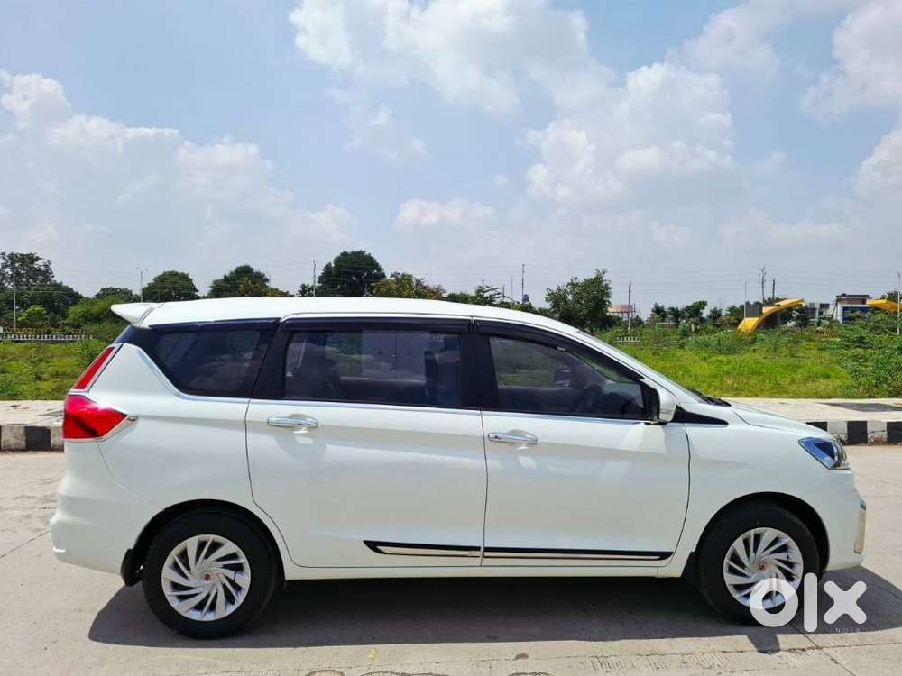 Maruti Suzuki Ertiga 1.5 Vxi, 2025, Cng & Hybrids