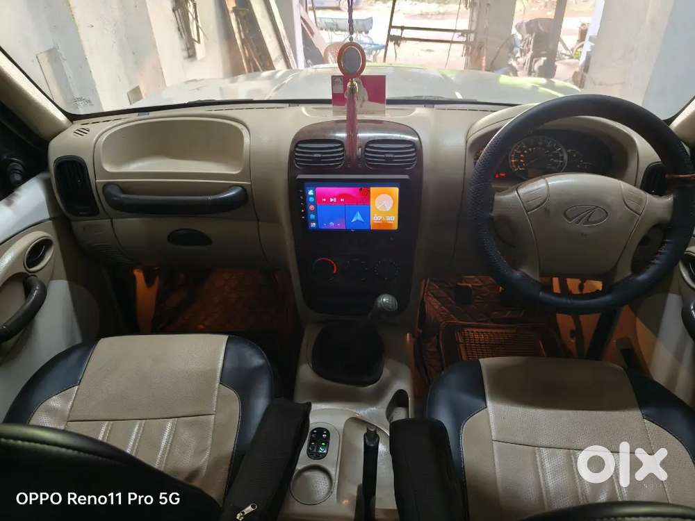 Mahindra Scorpio Classic 2005