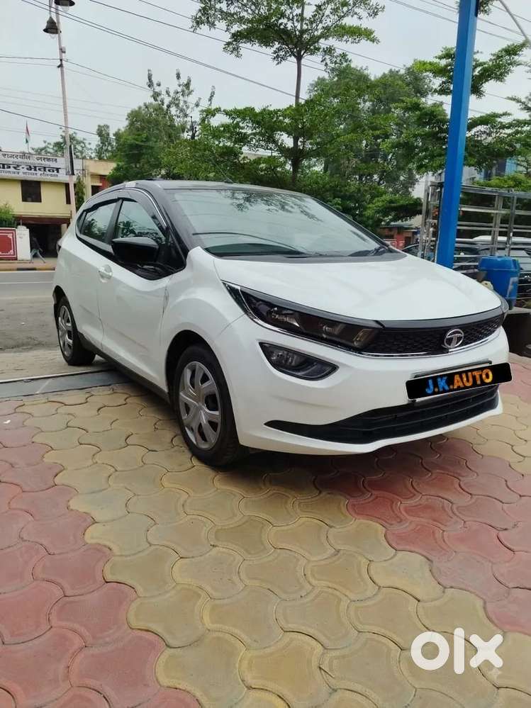Tata Altroz 1.2 Xt, 2022, Petrol