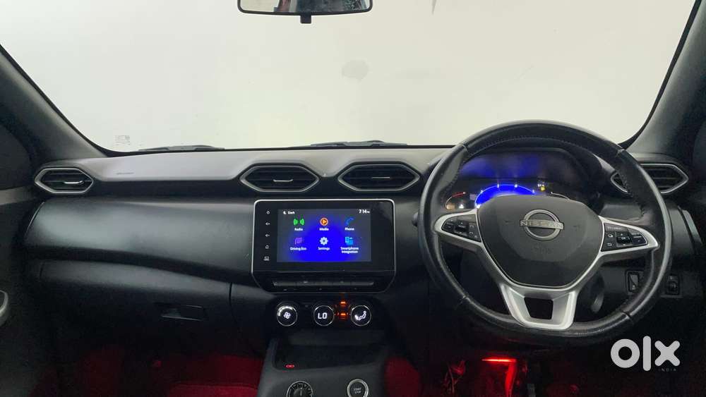 Nissan Magnite 1.0 Xv Premium, 2023, Petrol