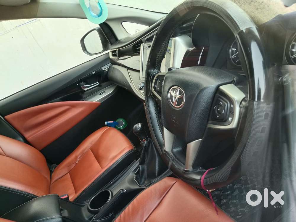 Toyota Innova Crysta 2.4 V 7 Str, 2017, Diesel