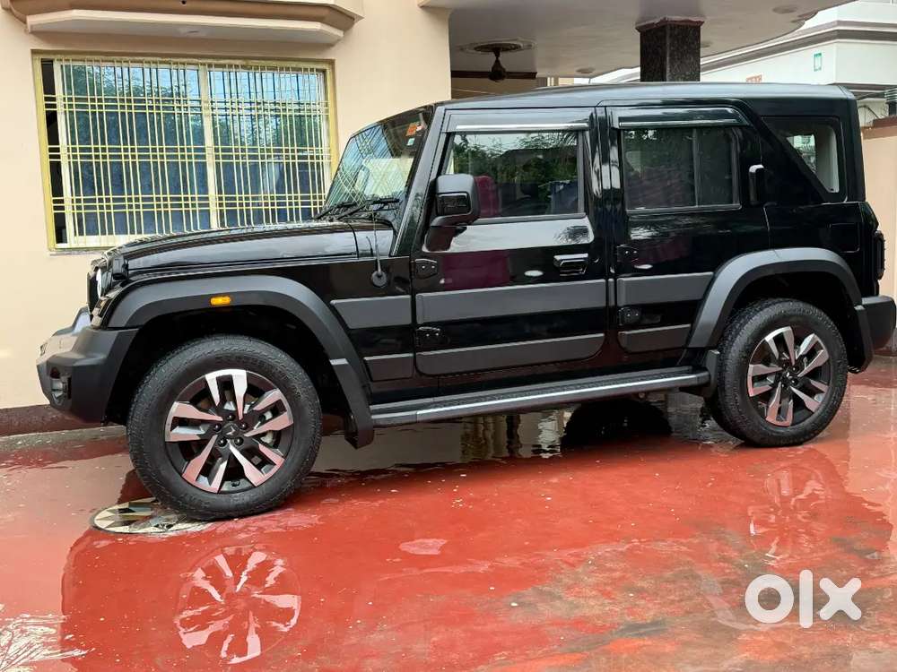 Thar Roxx Ax7 L 4*4 Top Model In Showroom Condition