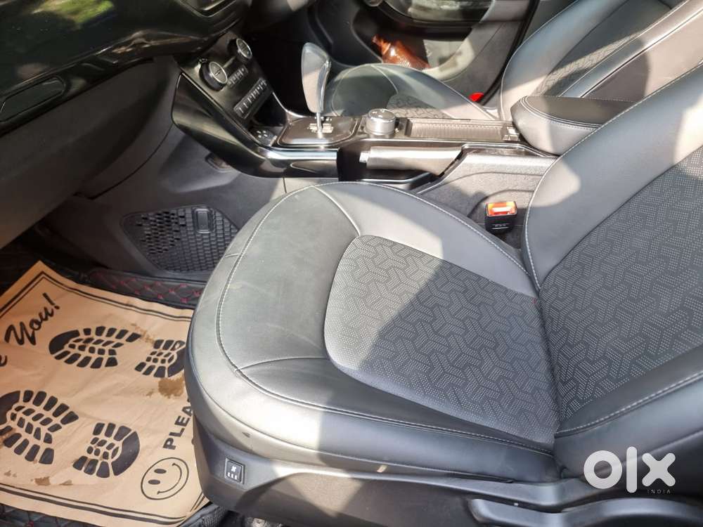 Tata Nexon 1.2 Revotron Xza Plus Luxs Red Dark Edition Amt, 2022, Pe..
