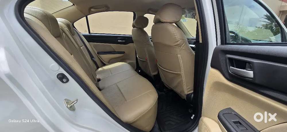 Honda Amaze 2024 Petrol 15500 Km Driven