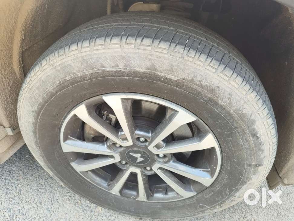 Mahindra Scorpio-n 2.0 Z8 Petrol At 7 Str, 2025, Petrol
