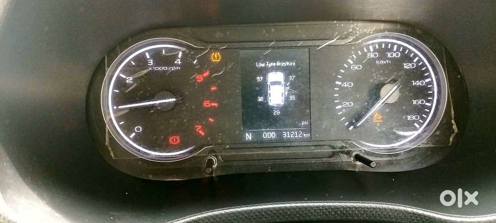 Mahindra Bolero Neo N8, 2022, Diesel