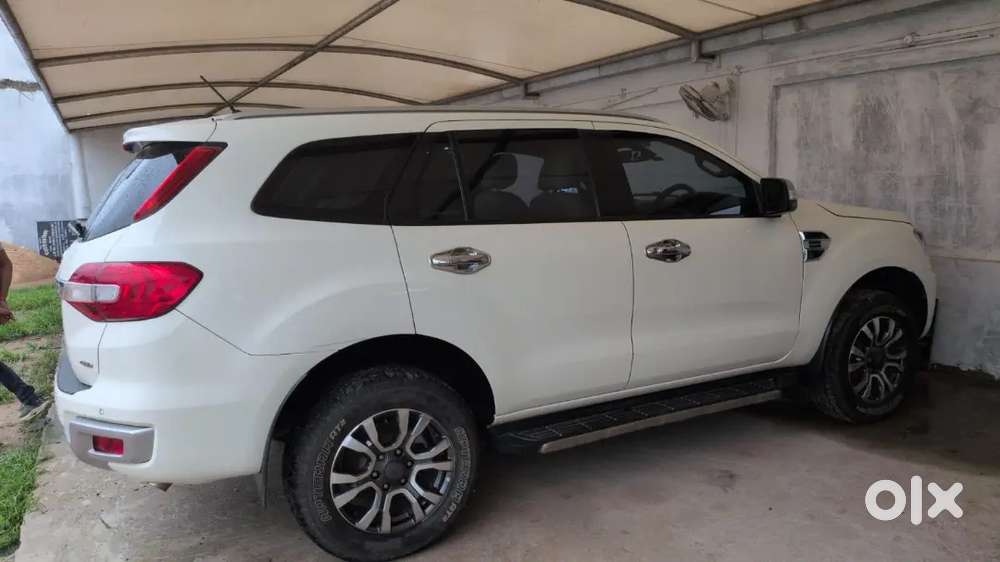 Ford Endeavour 2.0 Diesel 2020