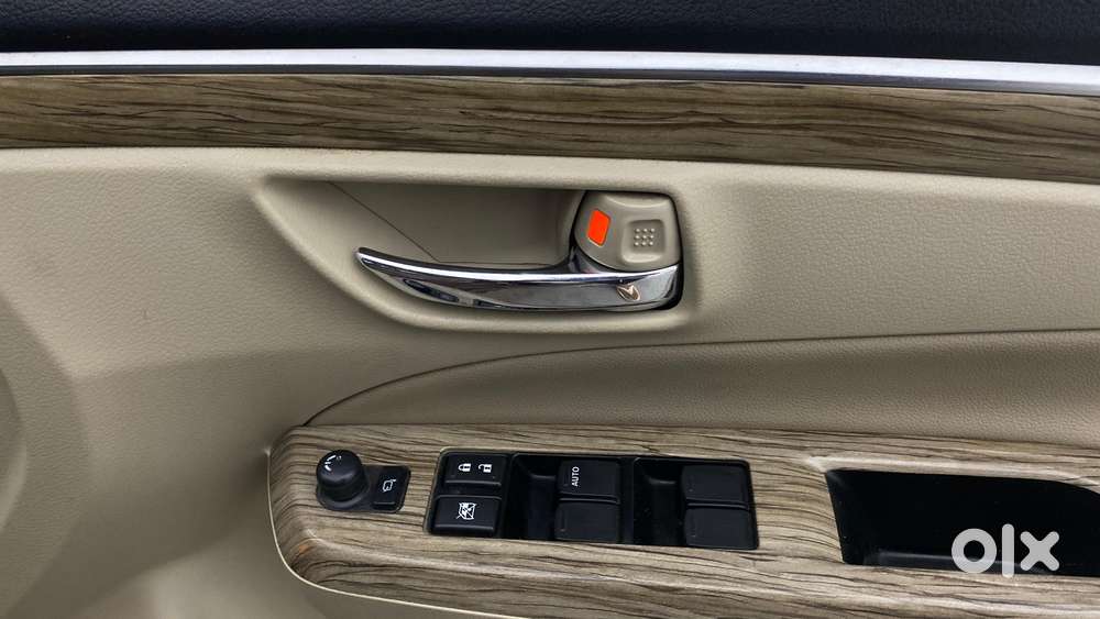 Maruti Suzuki Ciaz 1.5 Alpha Shvs Petrol, 2019, Petrol