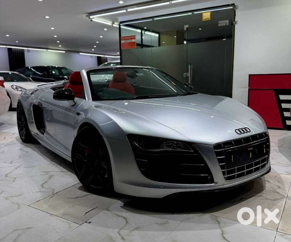 Audi R8 5.2 V10 Spyder, 2011, Petrol
