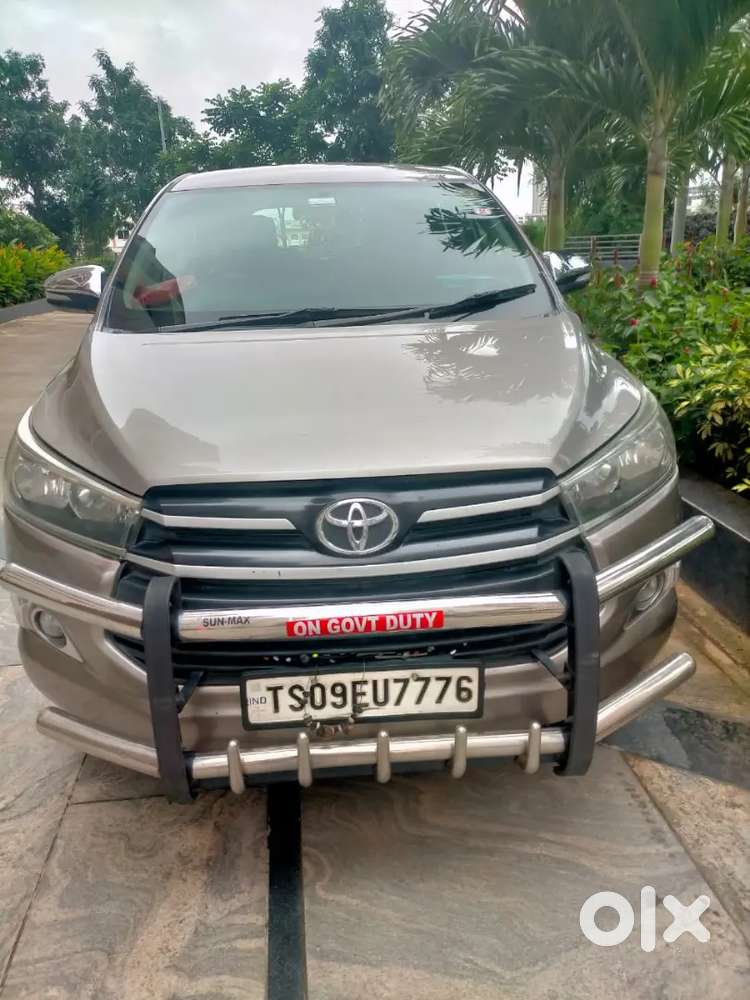 Toyota Innova Crysta 2017 Diesel 290000 Km Driven
