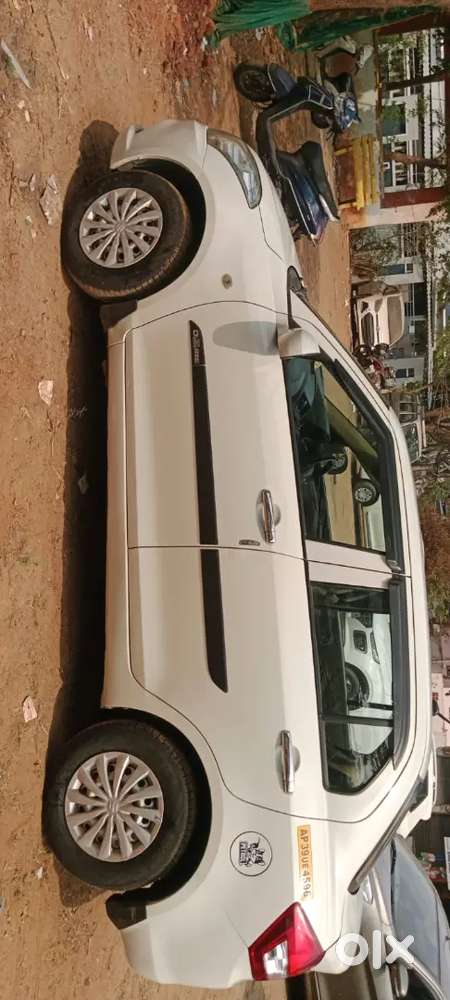 Maruti Suzuki Dzire 2022 Petrol 180000 Km Driven